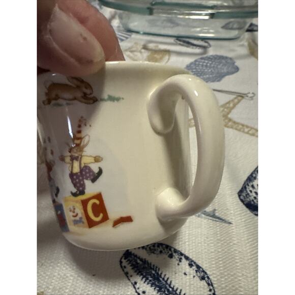 Rare Royal Daultoun 1936 Bunnykins Cup with Blocks - Picture 3 of 7